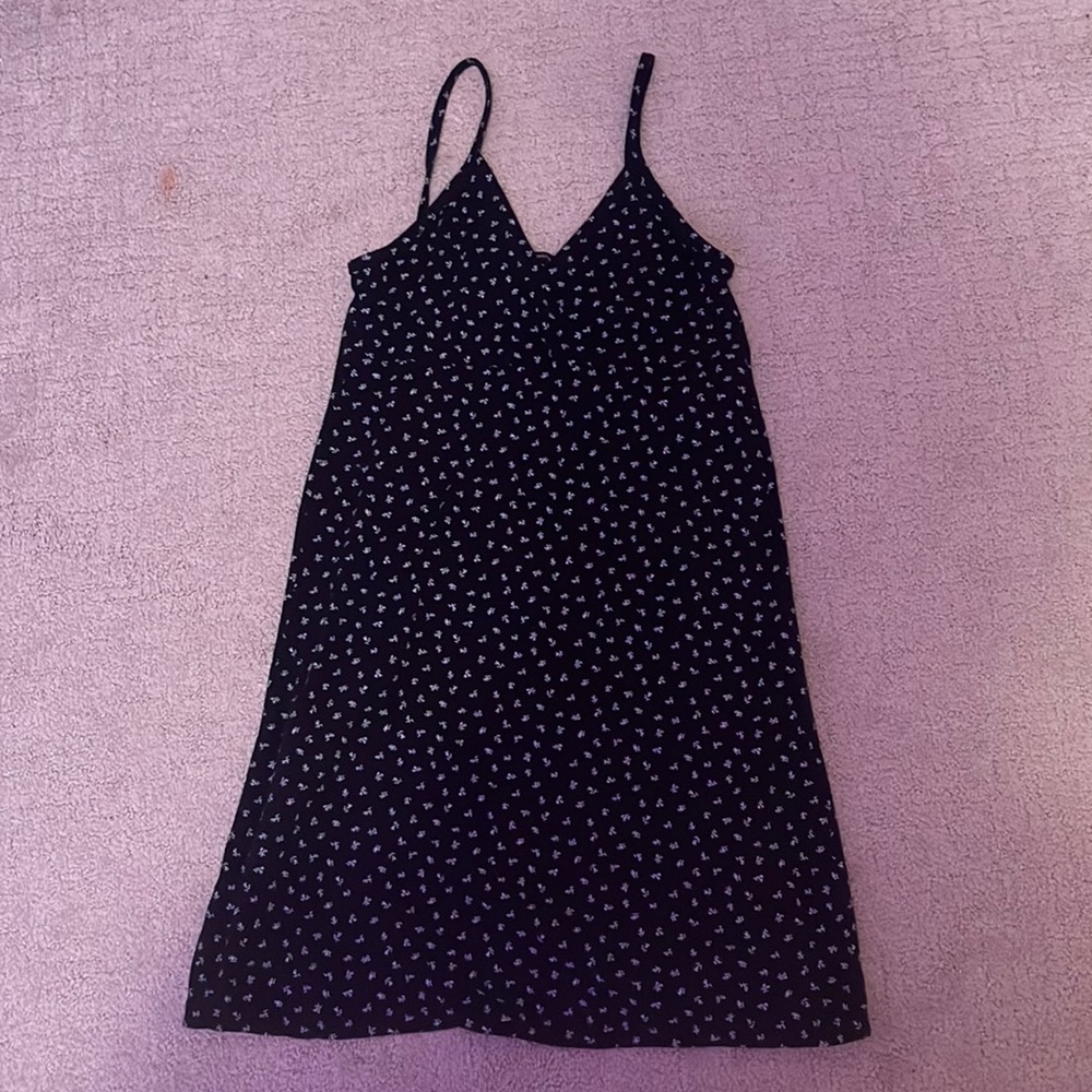Brandy Melville, navy blue floral dress
